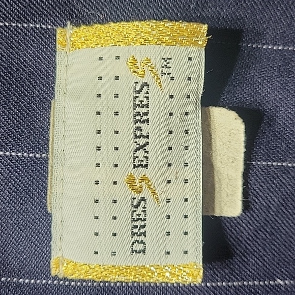 Vtg. 3 pc double breasted pinstripe suit - Picture 11 of 12